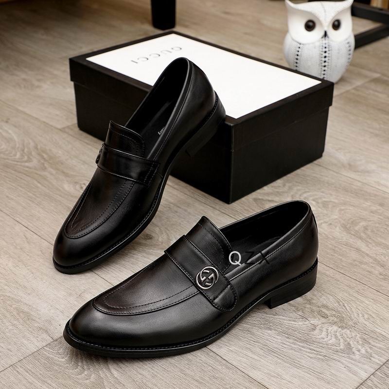 Gucci Men's Shoes 600